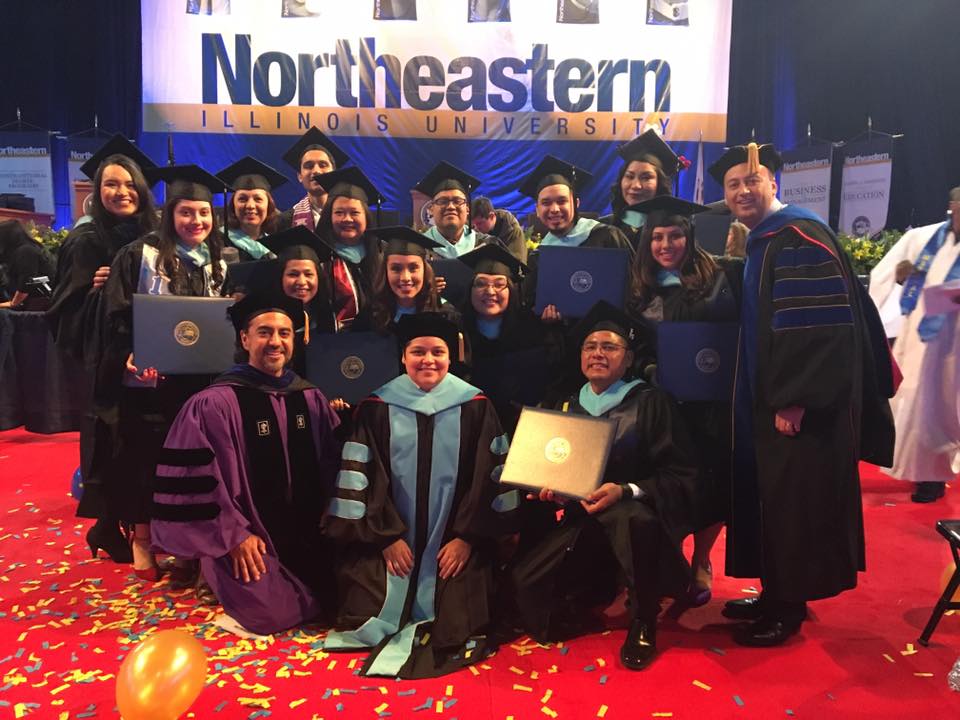 Image of ENLACE graduation with students and professors from the program.