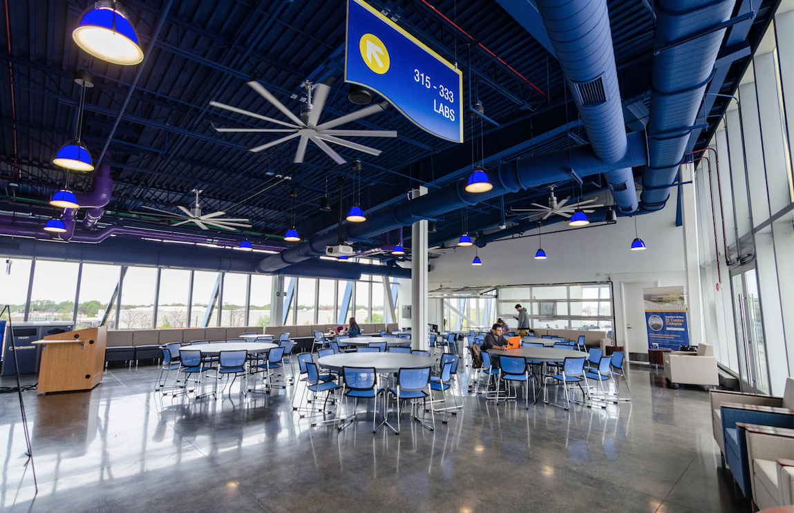El Centro open space on the third floor.