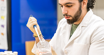 A student in the laboratory.