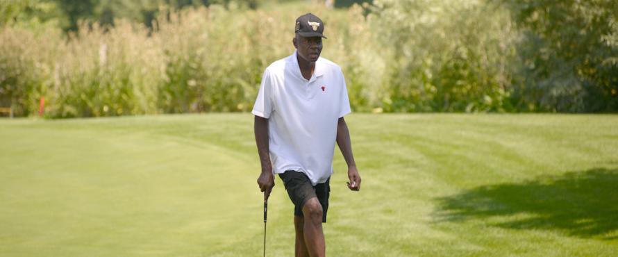 Former Chicago Bull Bob Love on the golf course