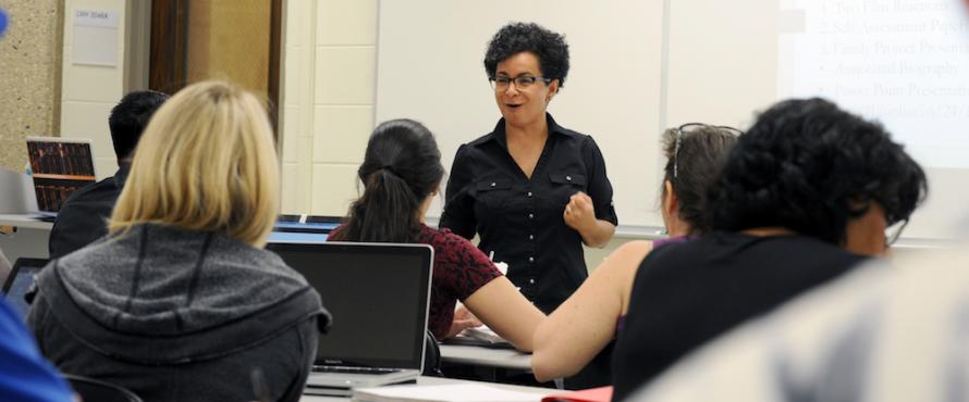 Assistant Professor of Social Work Milka Ramirez leads a class