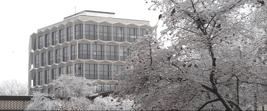 Snow covers the Sachs Administrative Building.