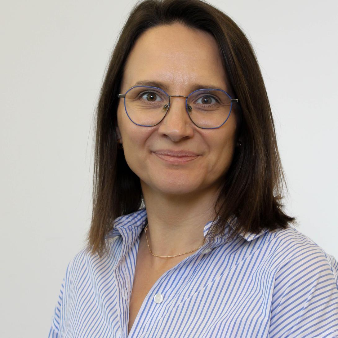 Professional photo of Agnieszka Genc for NEIU 