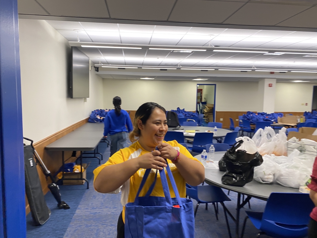 Sponsor Thanksgiving Meal